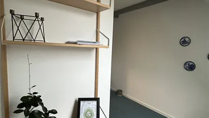 Kontor i Næstved med udsigt til havnen