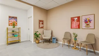 Vestergade 12, Klinikfællesskab – med parkeringsmulighed lige ved døren i Randers